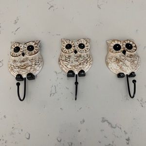 Owl wall hooks